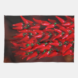 Linge De Cuisine Conception accrochante d'un rouge ardent d'image