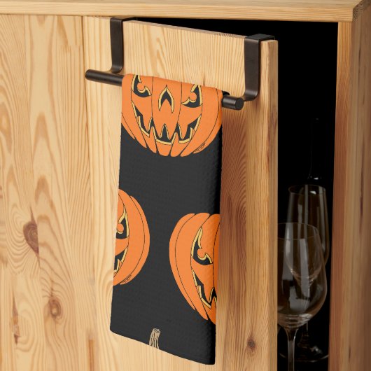 Linge De Cuisine Conception de Halloween de citrouille effrayante J (Pliage en tiers)