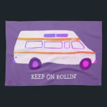 Linge De Cuisine CONTINUER SUR ROLLIN Retro Campervan Motorhome RV<br><div class="desc">Décorez votre cuisine avec cette serviette cool. Fait un grand ménage ou cadeau d'anniversaire! Vous pouvez le customiser et ajouter du texte. Consultez ma boutique pour trouver beaucoup plus de couleurs et de motifs plus des trucs de cuisine assortis!</div>