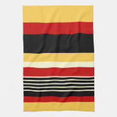 Linge De Cuisine Contraste Jaune Avec Rouge (Vertical)