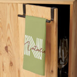 Linge De Cuisine Cool moderne initial et texte de script vert olive<br><div class="desc">Texte élégant avec couleur naturelle pour ventilateurs minimalistes.</div>