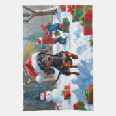 Linge De Cuisine Dachshund Courir en neige avec Casquette de Noël (Vertical)