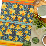 Linge De Cuisine Daffodiles Jaunes amusants Nom personnalisé ou Cit<br><div class="desc">Chic Personnalisé Floral Daffodil Motif moderne serviette de cuisine moderne. Ces serviettes de cuisine colorées sont parfaites pour ajouter une pop de couleur à votre cuisine. Faites-les uniquement à vous en ajoutant votre nom ou votre devis préféré. Que vous soyez un chef chevronné ou un aspirant cuisinier, ces serviettes sont...</div>