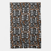 Linge De Cuisine Dancing Skeletons Halloween ou Jour des Morts (Vertical)