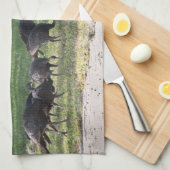 Linge De Cuisine Déchets sauvages sur l'herbe Photo (Quart Plié)