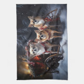 Linge De Cuisine Décor de Noël Chihuahua Snowy Sleigh (Vertical)