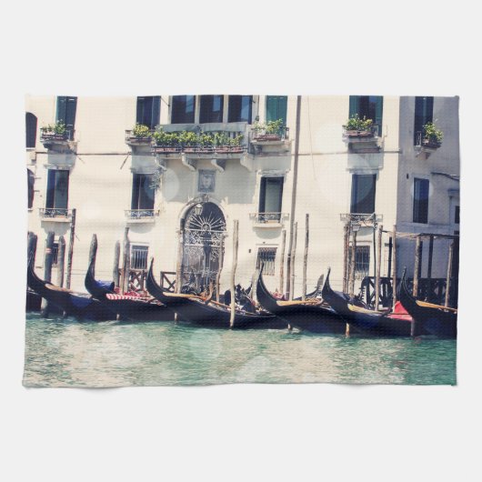 Linge De Cuisine Destinations | Venice Waterfront Photo (Horizontal)
