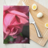 Linge De Cuisine deux fleurs roses roses chaudes. (Quart Plié)