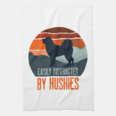 Linge De Cuisine Easily Distracted By Huskies Dog Walking (Vertical)