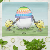 Linge De Cuisine Easter egg is painted by the chickens (Plié)