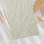 Linge De Cuisine Élégant intemporel Olive Green Botanique Personnal<br><div class="desc">Cette jolie serviette verte olive est parfaite pour toute maison. Ses lignes épurées,  ses couleurs simples et son motif intemporel sont polyvalents. Donnez-en un comme cadeau ou obtenez-en un pour vous-même,  vous le méritez!</div>
