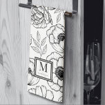 Linge De Cuisine Élégant modèle floral Monogramme initial<br><div class="desc">Élégant motif floral Première serviette de cuisine Monogramme. Ajoutez une touche d'élégance à votre cuisine grâce à cette serviette monogramme personnalisée. Doté d'un détail carré chic encadrant le monogramme et le nom, la serviette présente un joli motif botanique noir et blanc inspiré de motifs haut de gamme. Le mélange audacieux...</div>