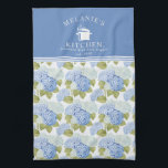 Linge De Cuisine Élégant Motif de fleurs d'hydragea bleu<br><div class="desc">Ajoutez une touche personnalisée à votre cuisine avec cette serviette élégante qui présente un beau motif floral bleu hydrangea et un monogramme personnalisé. Parfait pour un usage quotidien,  des cadeaux de ménage ou des occasions spéciales,  il allie style et fonctionnalité pour rehausser tout décor de cuisine.</div>