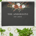 Linge De Cuisine Etanche en grès noir en terre cuite floral élégant<br><div class="desc">Feuillage rustique,  fleurs et bois de cerf maison personnalisent ensemble de serviettes cadeaux mariage. Avec de belles aquarelles,  blanc,  bordeaux,  rouille,  terre cuite et sauge fleurons verts,  bois de cerf,  cet ensemble rustique moderne aura l'air élégant dans votre maison et un grand rappel de votre jour spécial.</div>