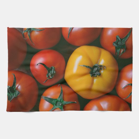 Linge De Cuisine Farms | Shiny Red & Yellow Tomatoes (Horizontal)
