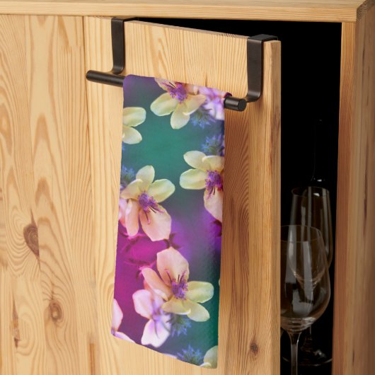 Linge De Cuisine Fleur sauvage jaune délicat Motif d'art Abstrait (Pliage en tiers)