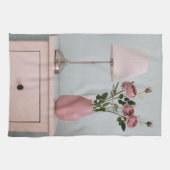 Linge De Cuisine Fleurs | Roses rose pâle sur le stand de nuit (Horizontal)