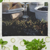 Linge De Cuisine France, Bourgogne, Chablis. Vin local et (Plié)