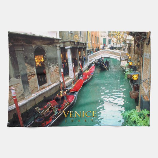 Linge De Cuisine Gondoles Venise, Italie (Horizontal)