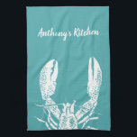 Linge De Cuisine Homard turquoise et blanc, Nautique Personnalisé<br><div class="desc">Avec son illustration d'un homard blanc et son arrière - plan de couleur turquoise, cette serviette de cuisine a un aspect nautique qui conviendra parfaitement aux maisons de plage ou aux amateurs de fruits de mer. Cette serviette est prête à être personnalisée avec votre propre texte en écriture blanche ou...</div>