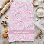 Linge De Cuisine imprimé vintage bleu rose de jouy<br><div class="desc">serviette de cuisine vintage bleue rose de jouy imprimée. Cette serviette de cuisine vintage toile de jouy s'inspire des magnifiques décors de paysages de campagne français. Les belles, classe, sophistiquées Tile impressions sont toujours en vogue en ce moment, Les designs sont classiques et romantiques avec des couleurs élégantes. Le cadeau...</div>