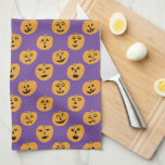 Linge De Cuisine Jack-O-Lanterns CITROUILLE d'Halloween<br><div class="desc">Décorez votre cuisine avec cette serviette de plat citrouille amusante. Fait un grand ménage saisonnier ou cadeau mariage! Vous pouvez le customiser et ajouter du texte. Consultez ma boutique pour plus de couleurs et de motifs !</div>