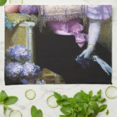 Linge De Cuisine Jeune femme par un bouquet d'hydrangées (Plié)