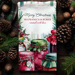Linge De Cuisine Joyeux Noël Canned with Love Personnalisé<br><div class="desc">Ajoutez une touche de charme festif à votre cuisine avec cette serviette de cuisine de Noël personnalisée. Dotée d'un design enchanteur de jarres à thème de vacances remplies de friandises maison, cette serviette célèbre la joie de la mise en conserve pendant la saison des fêtes. Customisez-le avec votre nom pour...</div>