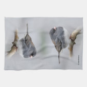 Linge De Cuisine Junco à ardoise foncée sur l'arbre à poires (Horizontal)