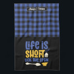 Linge De Cuisine La Vie De Cuisson Drôle Est Court Lick La Cuillère<br><div class="desc">Drôle et serviette de cuisine cool pour rendre la cuisine plus amusante. Cadeau personnalisé pour la famille et les amis qui aiment la cuisine, la cuisson et essayer une nouvelle recette dans la cuisine. Customisez le libellé qui convient à votre occasion. Vous pouvez utiliser l'outil de conception pour modifier davantage...</div>