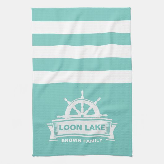 Linge De Cuisine Lake House Vacances Nom de famille (Vertical)