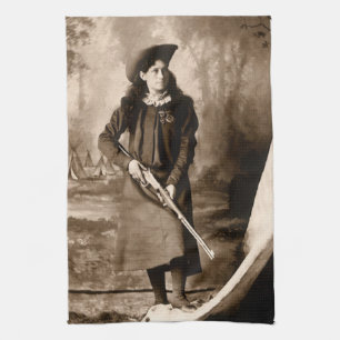 Linge De Cuisine Mademoiselle Annie Oakley au fusil, Portrait photo