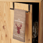 Linge De Cuisine Maison de montagne personnalisée rustique Famille<br><div class="desc">Ajoutez une touche spéciale à votre Mountain House !</div>
