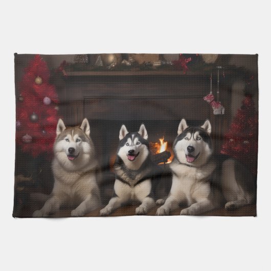 Linge De Cuisine Malamute en Alaska près de la cheminée Noël (Horizontal)