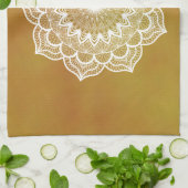 Linge De Cuisine Mandala blanc sur fond doré (Plié)