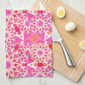 Linge De Cuisine Mandala motif, tons rose et corail (Quart Plié)