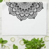 Linge De Cuisine Mandala noir sur fond blanc (Plié)