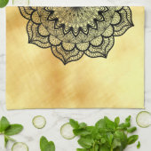 Linge De Cuisine Mandala noir sur fond or doux (Plié)