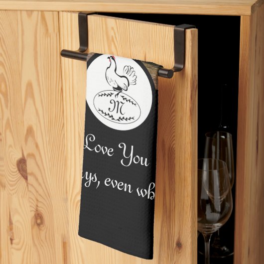 Linge De Cuisine Mère Hen Nesting w Monogram Oeuf Photo (Pliage en tiers)