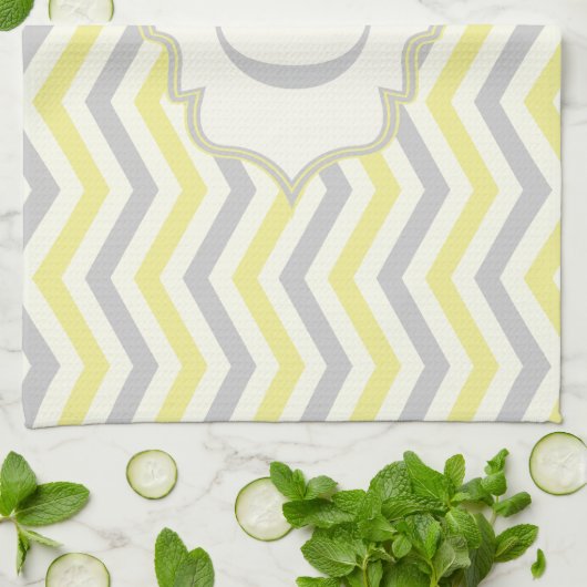 Linge De Cuisine Modern yellow, grey, ivory chevron pattern custom (Plié)