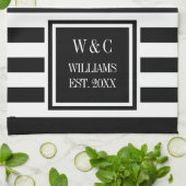 Linge De Cuisine Monogramme Black White Strip Personnalisé (Plié)
