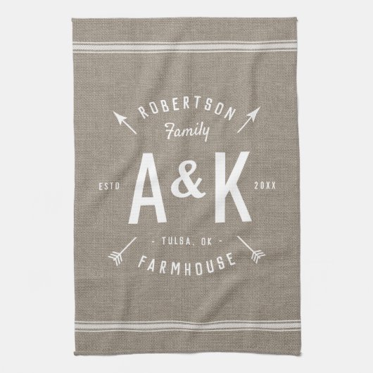 Linge De Cuisine Monogramme de famille Rustique Arrow (Vertical)