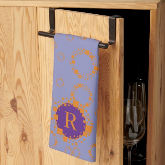 Linge De Cuisine Monogramme initial violet orange Carré cercles Art (Pliage en tiers)