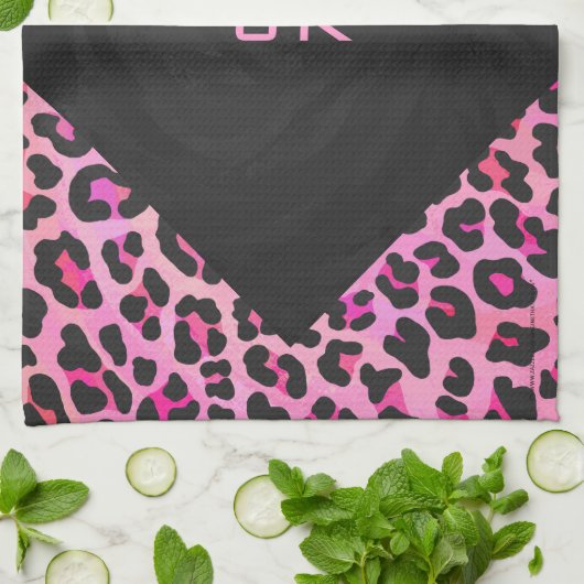 Linge De Cuisine Monogramme Leopard noir et rose chaud (Plié)