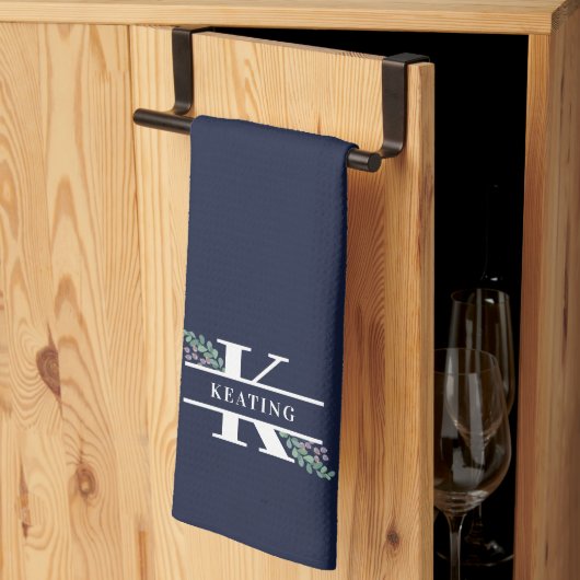 Linge De Cuisine Monogramme Navy Blue Greenery & Berries  (Pliage en tiers)