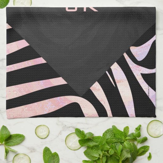 Linge De Cuisine Monogramme noir et rose Zebra (Plié)
