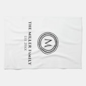 Linge De Cuisine Monogramme | Nom de famille | Médaillon noir et bl (Horizontal)
