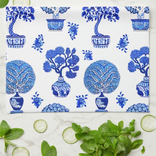 Linge De Cuisine Motif Bonsai Trees en Bleu et Blanc Cobalt (Plié)