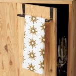 Linge De Cuisine Motif de bande de démarrage vintage géométrique Go<br><div class="desc">Cette simple serviette de cuisine à motifs géométriques est dotée d'un motif rayé d'étoile dorée moderne d'inspiration moderne et épuré du milieu du siècle. Un motif de starburst géométrique d'étoiles brillantes d'or et de cuivre sur un arrière - plan blanc. Chaque starburst présente une étoile dorée légère qui se superpose...</div>