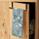 Linge De Cuisine Motif de fleurs zen botaniques japonaises<br><div class="desc">Motif de fleurs zen botanique blanc avec un arrière - plan gris apaisant. monogramme personnalisé en option.</div>